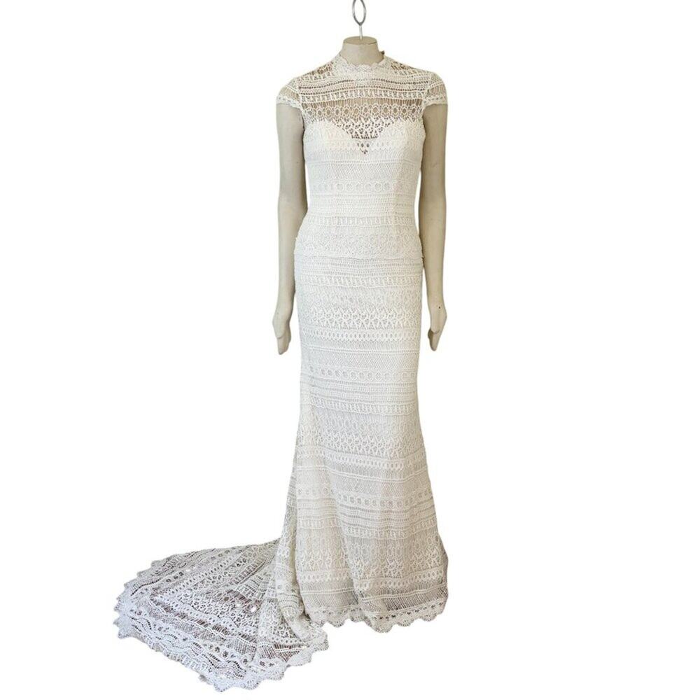 LILLIAN WEST Guipure Lace High Neck Bohemian Wedding Gown in Ivory SZ 6